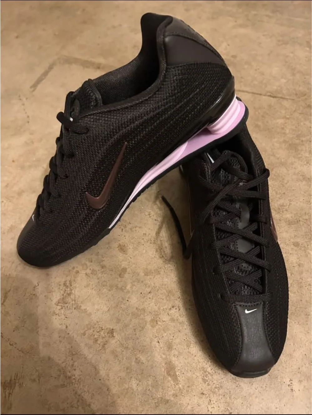 Nike Women's dark brown & lavender Nike Shox